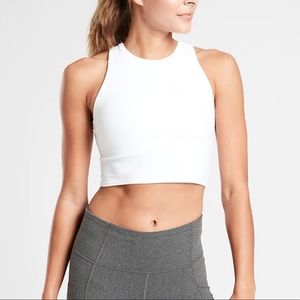 Athleta Conscious Crop